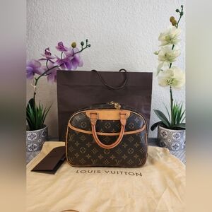 💥Authentic💥 LOUIS VUITTON Monogram Trouville  Handbag
